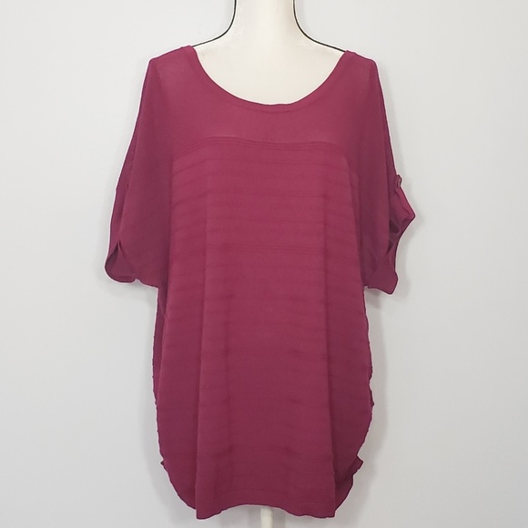 AVENUE side ruched short sleeve plus size top - Picture 2 of 8